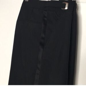 Southeastern Adjustable Pants. Velvet strip on the legs. Size 31